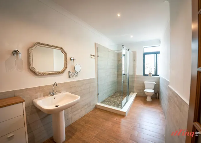 Feriehus Charming Historic With Rooftop Views *