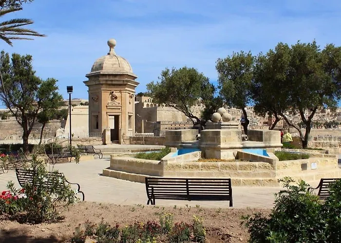 Charming Historic With Rooftop Views Senglea
